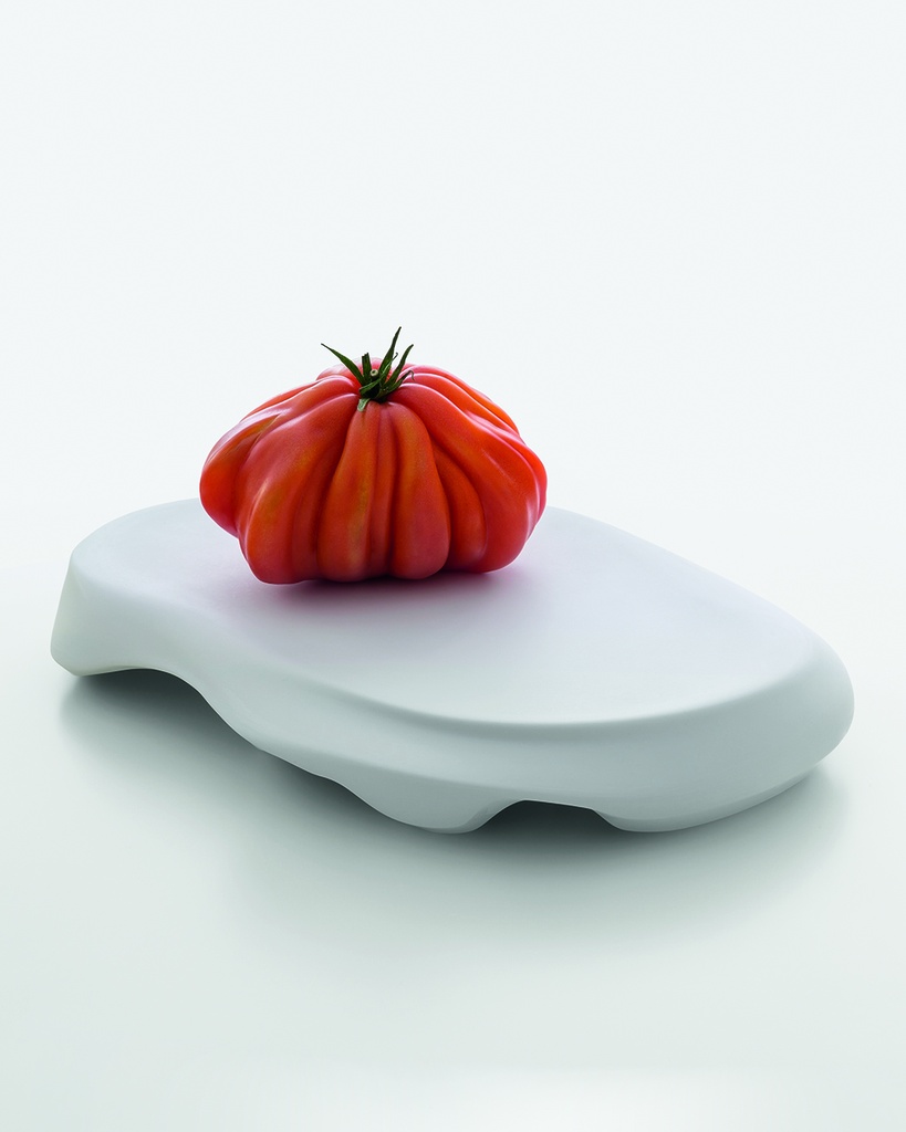 Serving Plateau, Medium