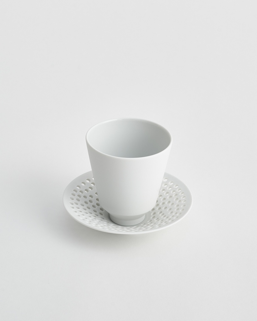 Becher mit Unterteller Ø130