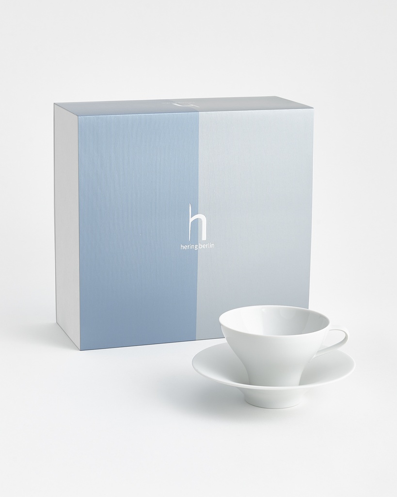 Kaffee- und Teetasse mit hohem Unterteller Ø165