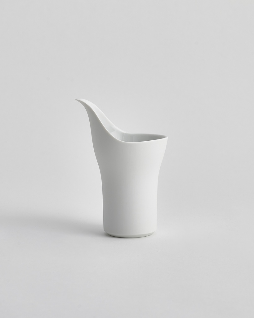 Pouring Jug, Medium