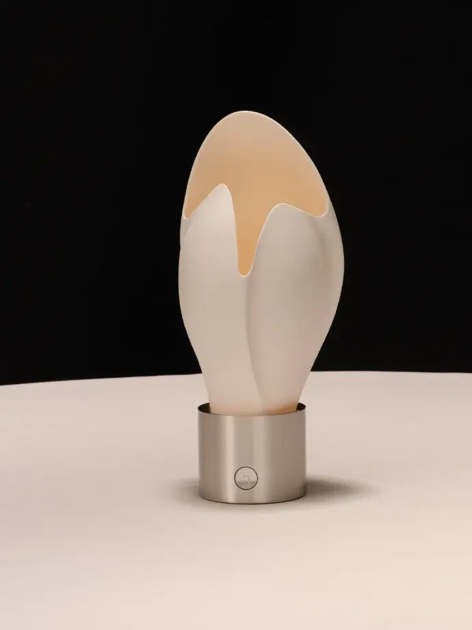 Burgeon „Nomad“ - Portables Licht