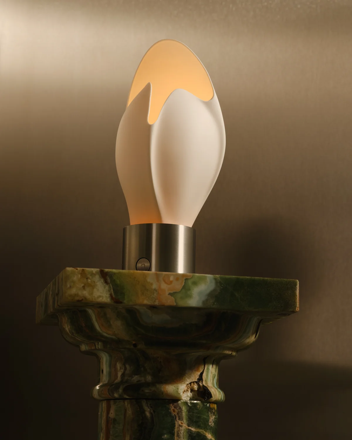 Interior / Table Lamps